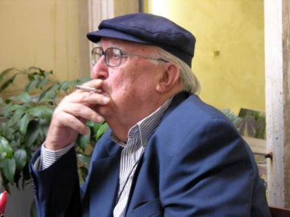 Falso Camilleri su Fb: da 556 giorni dialoga con gli “amici”