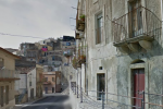Accoltella vicino di casa <br /> per strada: arrestato a Ragusa item-thumbnail