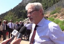 Il Ministro De Vincenti a Catania: “Vinciamo, comunque vada non succede niente”