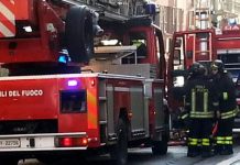 Crollano cornicione e intonaco di una scuola a Palermo, lezioni sospese